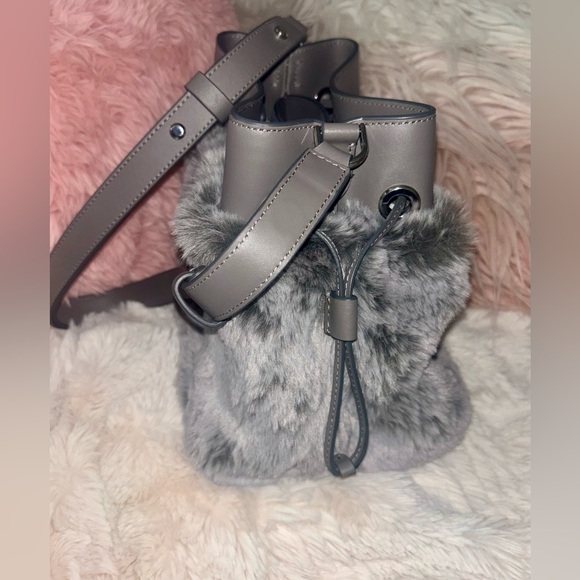 NEW Kate Spade Marti Gray Faux Fur Leather Small Bucket Satchel Handbag - Picture 12 of 16